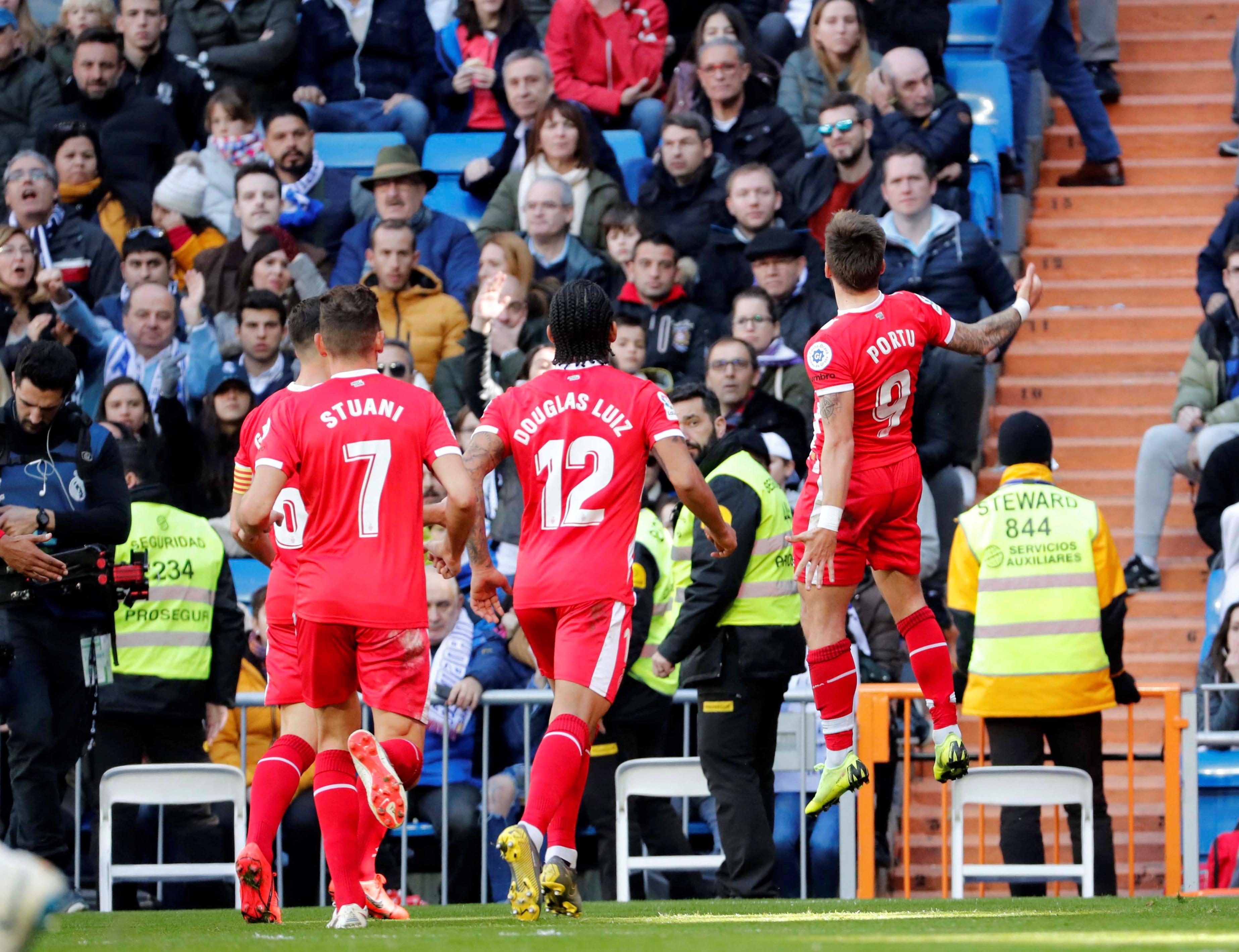 尽管他暂时 尽管他暂时