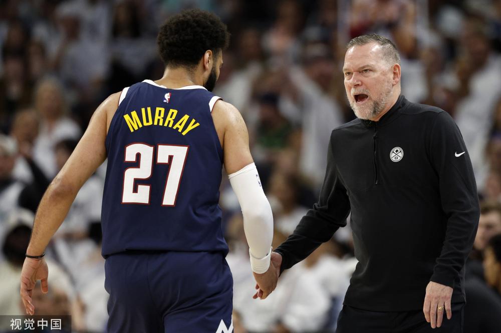 在面对帕丘 在面对帕丘